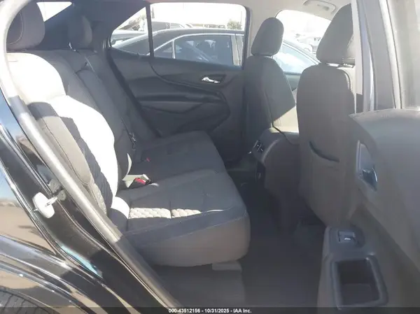 2GNAXJEVXJ6283534 2018 CHEVROLET EQUINOX - Image 8