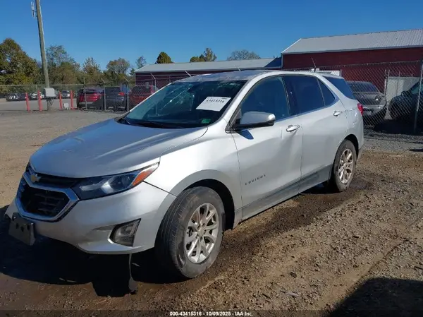 2GNAXJEVXJ6317858 2018 CHEVROLET EQUINOX - Image 2