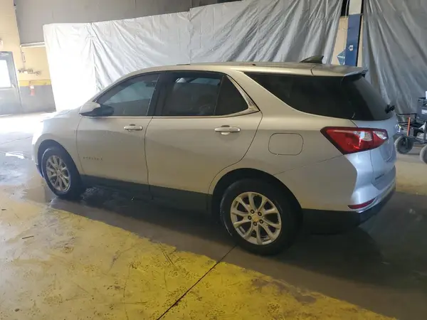 2GNAXJEVXJ6328634 2018 CHEVROLET EQUINOX - Image 2