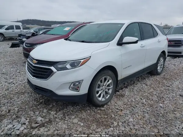2GNAXJEVXJ6338872 2018 CHEVROLET EQUINOX - Image 2