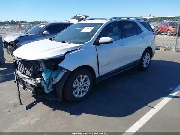 2GNAXJEVXJ6340105 2018 CHEVROLET EQUINOX - Image 2