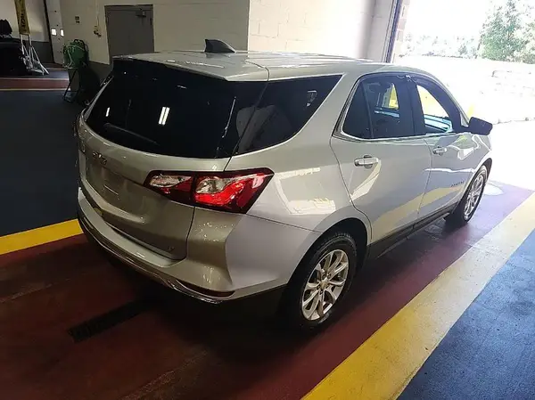 2GNAXJEVXL6156902 2020 CHEVROLET EQUINOX - Image 2