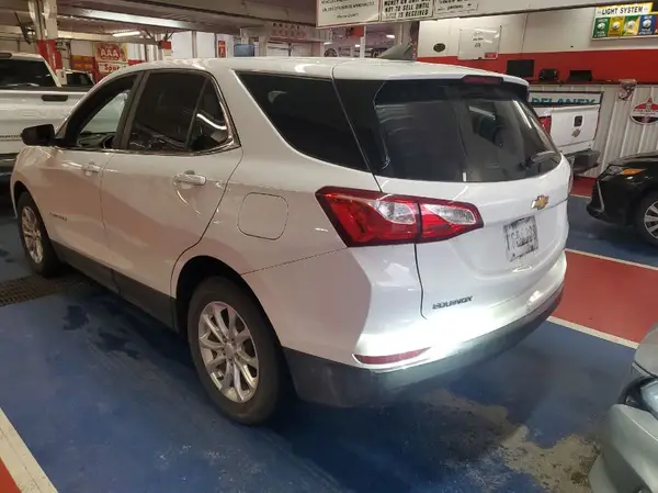 2GNAXJEVXM6106261 2021 CHEVROLET EQUINOX - Image 2