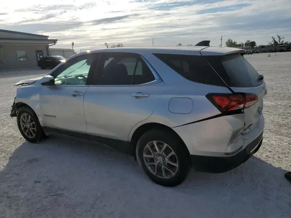 2GNAXJEVXN6135454 2022 CHEVROLET EQUINOX - Image 2