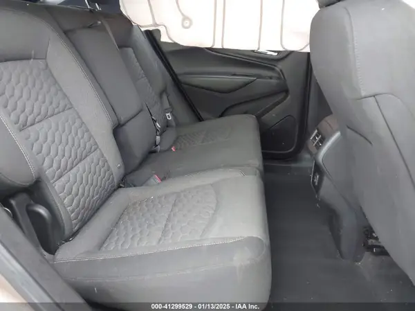 2GNAXKEV0K6110063 2019 CHEVROLET EQUINOX - Image 8