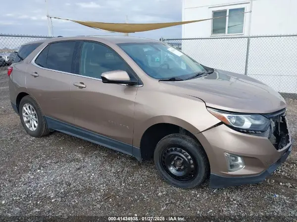 2GNAXKEV0K6128157 2019 CHEVROLET EQUINOX - Image 1