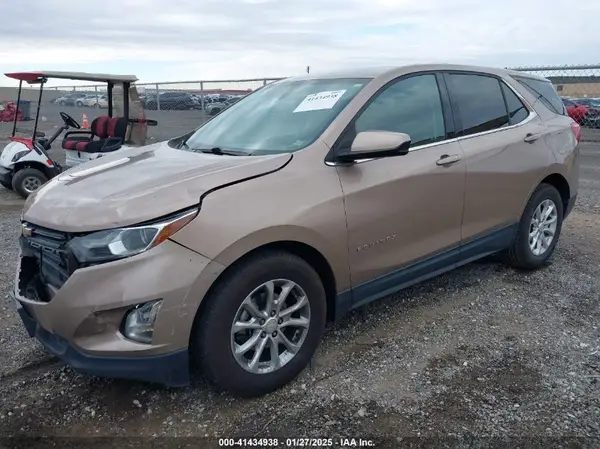 2GNAXKEV0K6128157 2019 CHEVROLET EQUINOX - Image 2