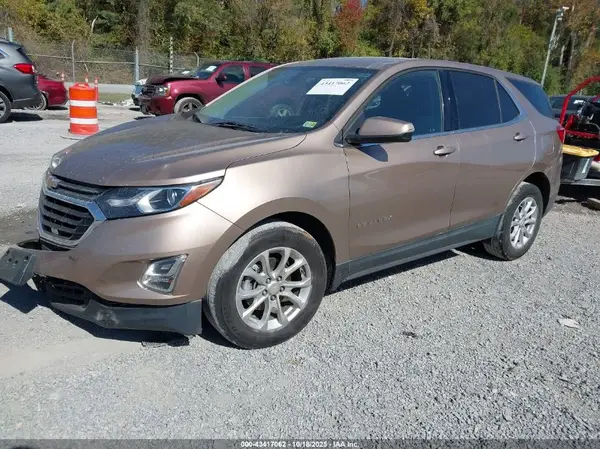 2GNAXKEV0K6132211 2019 CHEVROLET EQUINOX - Image 2