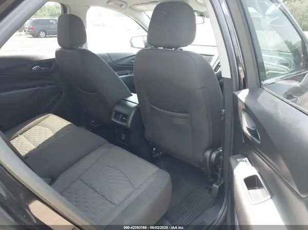 2GNAXKEV0K6155732 2019 CHEVROLET EQUINOX - Image 8