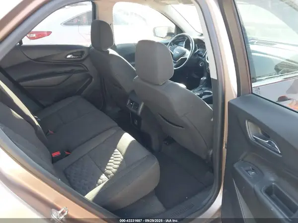 2GNAXKEV0K6206257 2019 CHEVROLET EQUINOX - Image 8
