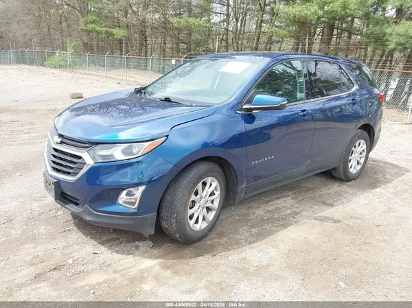 2GNAXKEV0K6240084 2019 CHEVROLET EQUINOX - Image 2