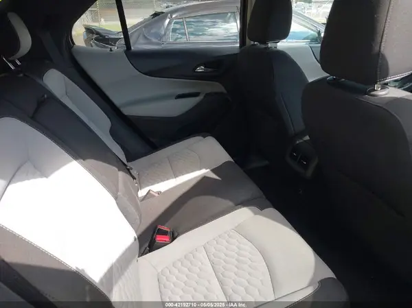 2GNAXKEV0K6247052 2019 CHEVROLET EQUINOX - Image 8