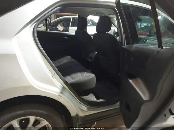 2GNAXKEV0K6256995 2019 CHEVROLET EQUINOX - Image 8