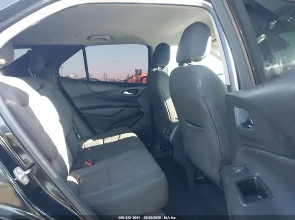 2GNAXKEV0K6280844 2019 CHEVROLET EQUINOX - Image 8