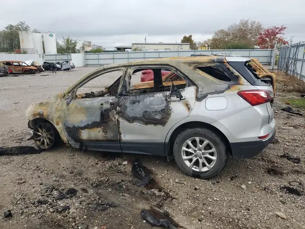 2GNAXKEV0L6211069 2020 CHEVROLET EQUINOX - Image 2