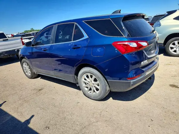2GNAXKEV0M6102631 2021 CHEVROLET EQUINOX - Image 2