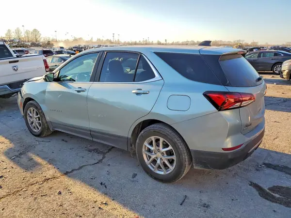 2GNAXKEV0N6141074 2022 CHEVROLET EQUINOX - Image 2