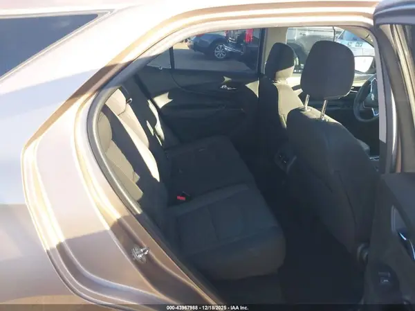 2GNAXKEV1K6239039 2019 CHEVROLET EQUINOX - Image 8