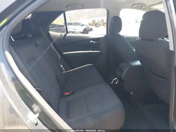 2GNAXKEV1M6165950 2021 CHEVROLET EQUINOX - Image 8