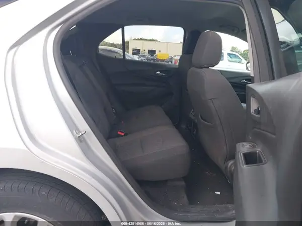 2GNAXKEV2K6125065 2019 CHEVROLET EQUINOX - Image 8