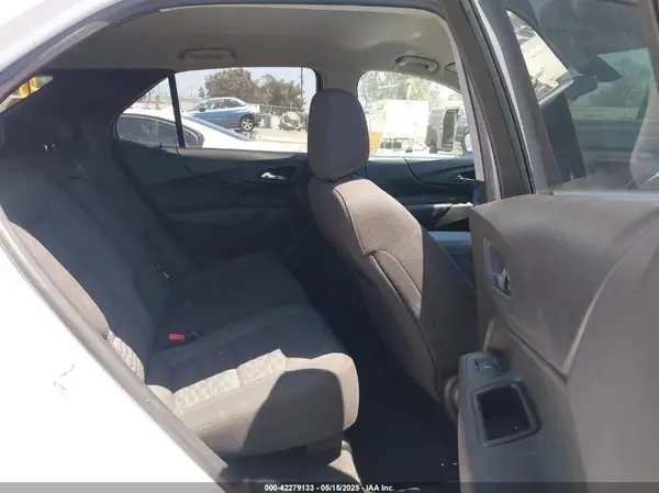 2GNAXKEV2K6125177 2019 CHEVROLET EQUINOX - Image 8