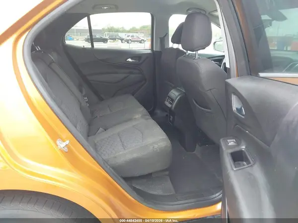 2GNAXKEV2K6128001 2019 CHEVROLET EQUINOX - Image 8