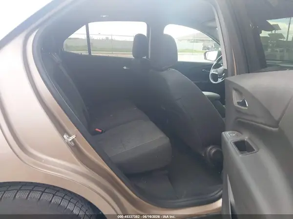 2GNAXKEV2K6242161 2019 CHEVROLET EQUINOX - Image 8