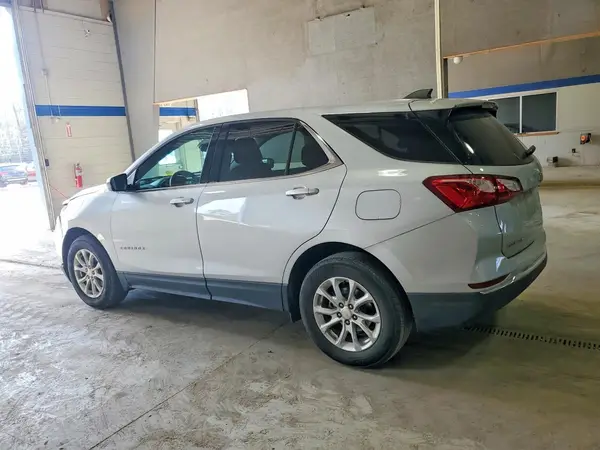 2GNAXKEV2L6245689 2020 CHEVROLET EQUINOX - Image 2