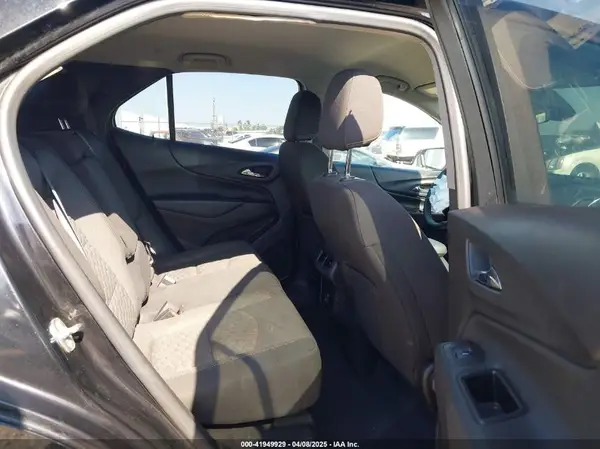 2GNAXKEV2M6111220 2021 CHEVROLET EQUINOX - Image 8