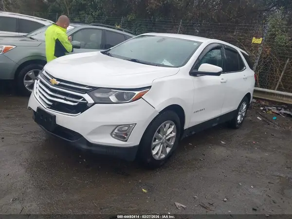 2GNAXKEV3K6102569 2019 CHEVROLET EQUINOX - Image 2