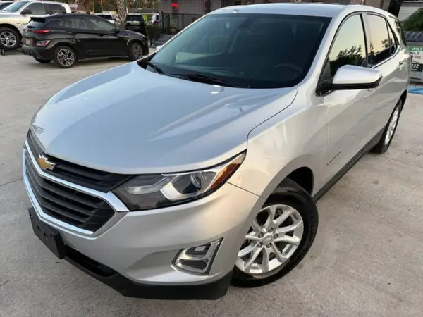2GNAXKEV3K6103XXX 2019 CHEVROLET EQUINOX - Image 2
