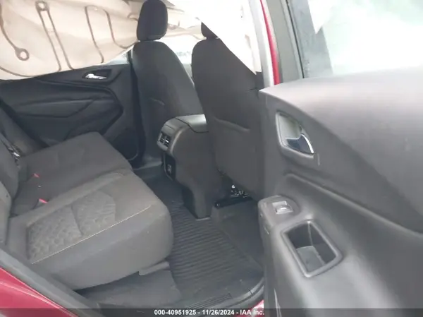 2GNAXKEV3K6113216 2019 CHEVROLET EQUINOX - Image 8