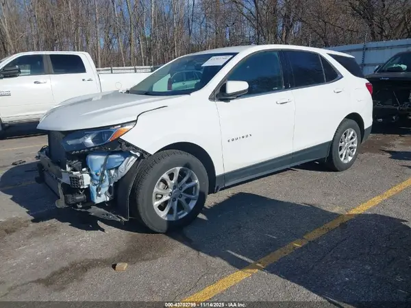2GNAXKEV3K6119579 2019 CHEVROLET EQUINOX - Image 2