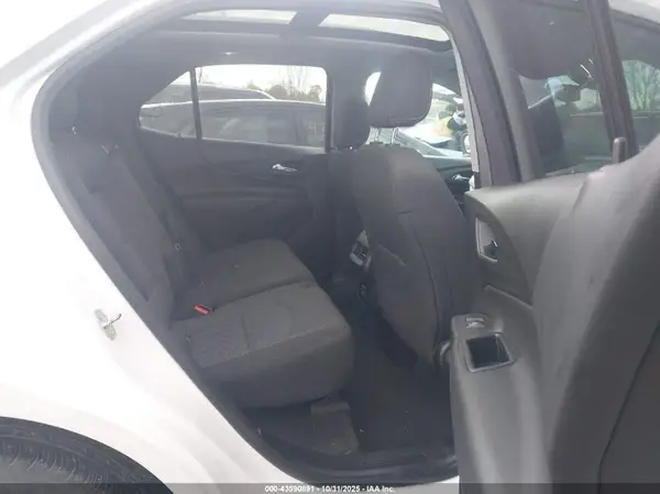 2GNAXKEV3K6150895 2019 CHEVROLET EQUINOX - Image 8