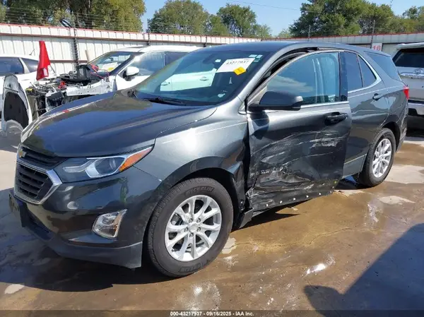2GNAXKEV3K6185680 2019 CHEVROLET EQUINOX - Image 2