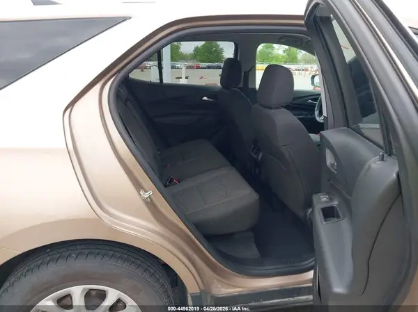 2GNAXKEV3K6201747 2019 CHEVROLET EQUINOX - Image 8