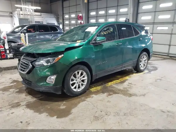 2GNAXKEV3K6213347 2019 CHEVROLET EQUINOX - Image 2
