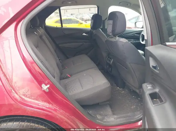 2GNAXKEV3K6260443 2019 CHEVROLET EQUINOX - Image 8