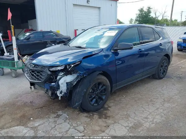 2GNAXKEV3K6272172 2019 CHEVROLET EQUINOX - Image 2