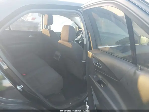 2GNAXKEV3K6299517 2019 CHEVROLET EQUINOX - Image 8