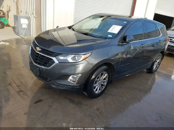 2GNAXKEV3K6300410 2019 CHEVROLET EQUINOX - Image 2