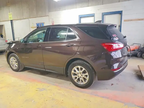 2GNAXKEV3L6147917 2020 CHEVROLET EQUINOX - Image 2