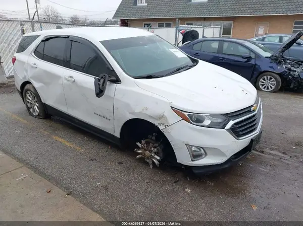 2GNAXKEV3L6175670 2020 CHEVROLET EQUINOX - Image 1