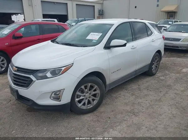2GNAXKEV4K6117579 2019 CHEVROLET EQUINOX - Image 2