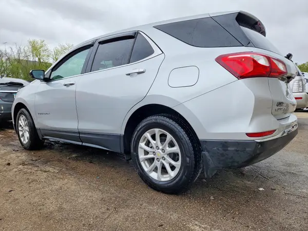 2GNAXKEV4L6156769 2020 CHEVROLET EQUINOX - Image 2