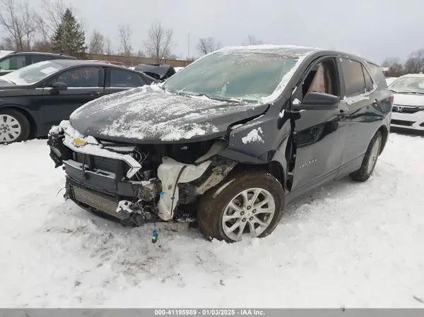 2GNAXKEV4M6100882 2021 CHEVROLET EQUINOX - Image 2