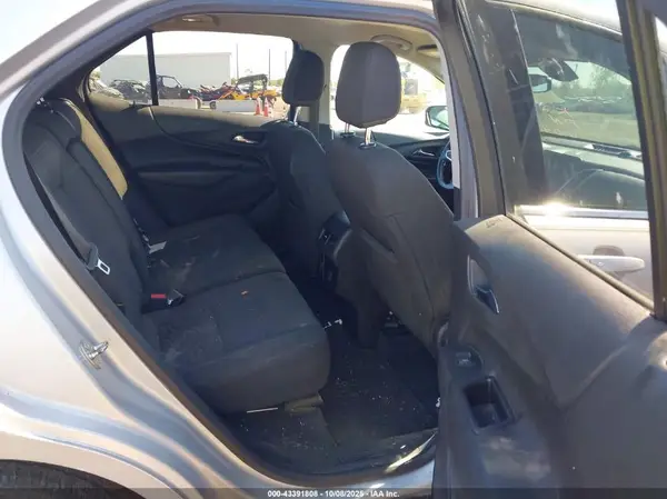 2GNAXKEV5K6110429 2019 CHEVROLET EQUINOX - Image 8
