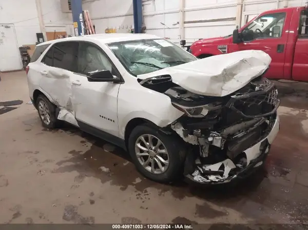 2GNAXKEV5K6160246 2019 CHEVROLET EQUINOX - Image 1