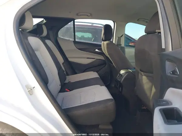 2GNAXKEV5K6190184 2019 CHEVROLET EQUINOX - Image 8