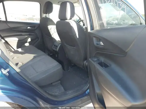 2GNAXKEV5K6271038 2019 CHEVROLET EQUINOX - Image 8